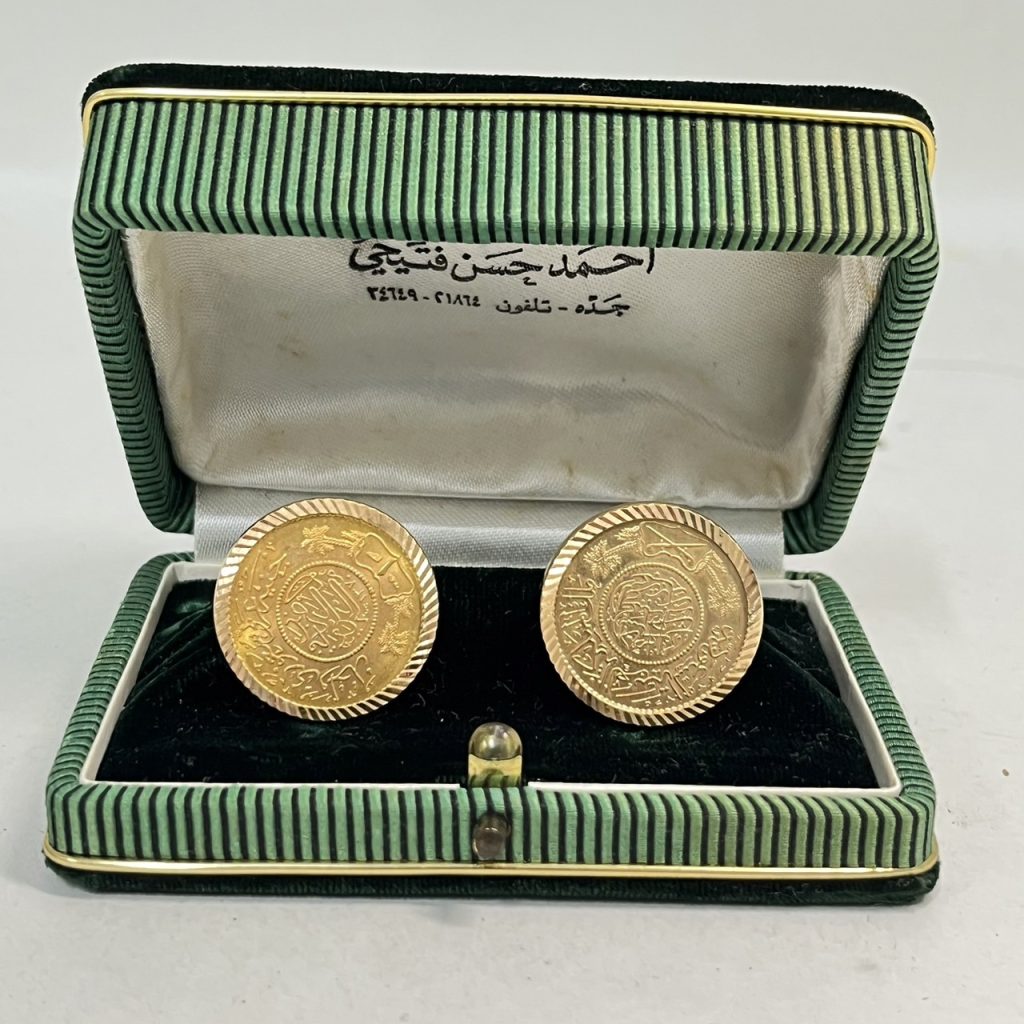 K22 サウジアラビア1ギニア金貨コイン カフス