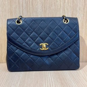 シャネル カーフスキン チェーンショルダーバッグ