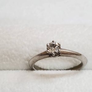 ダイヤモンド プラチナ 指輪 ジュエリー