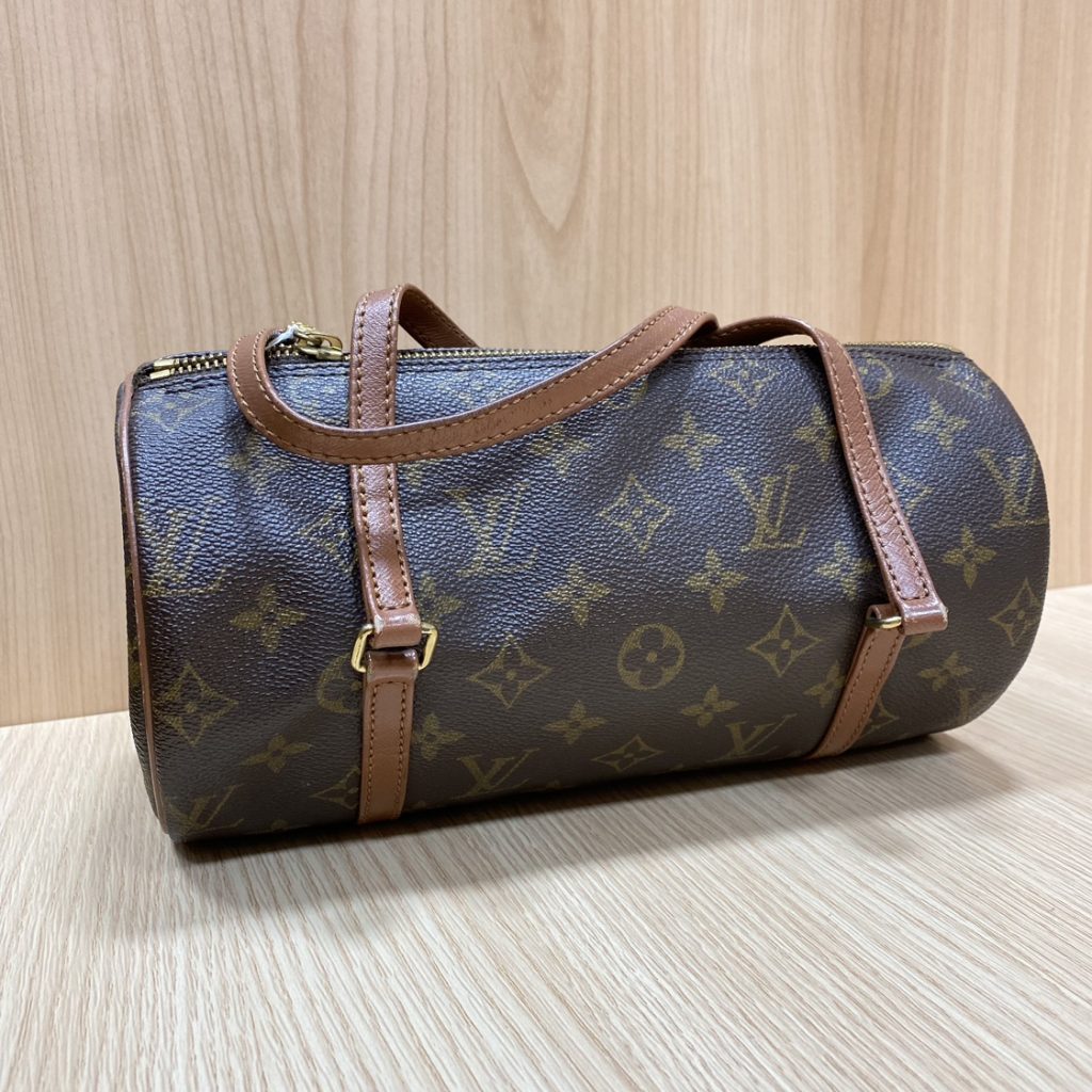 Louis Vuitton ルイヴィトン パピヨン26の買取実績 | 買取専門店さすがや 