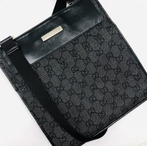 GUCCI グッチ GGキャンバス ショルダーバッグ