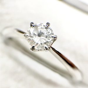 Pt900 ダイヤモンド リング 0.37ct