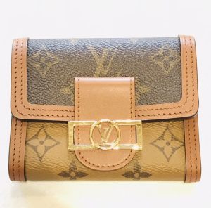 LOUIS VUITTON ポルトフォイユ ドーフィーヌ