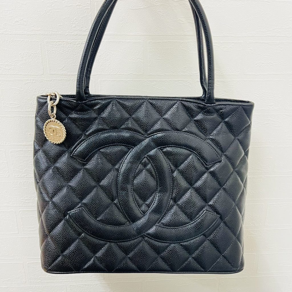 CHANEL(シャネル) キャビアスキン マトラッセ 5841823 バッグ