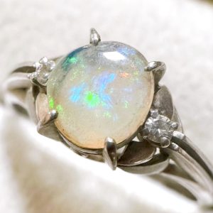 Pt850(プラチナ850) オパールリング