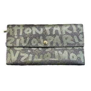 ルイヴィトン ポルトモネクレディ カーキ