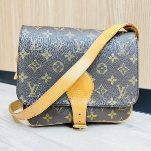 Louis Vuitton ルイ・ヴィトン カルトシエール ショルダーバック
