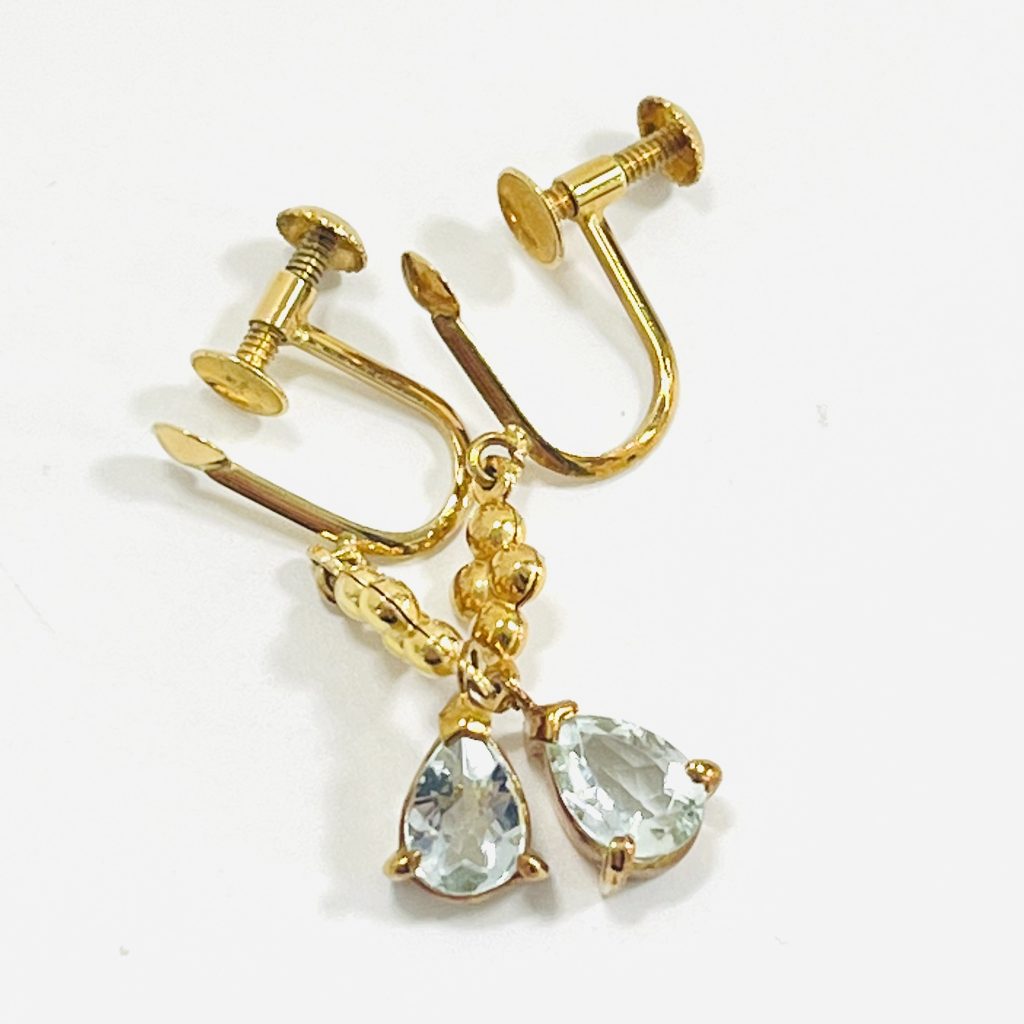 K18 アクアマリン1ct付きイヤリングの買取実績 | 買取専門店さすがや 