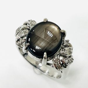 K18 キャッツアイ4.3ct&メレダイヤ0.1ctリング