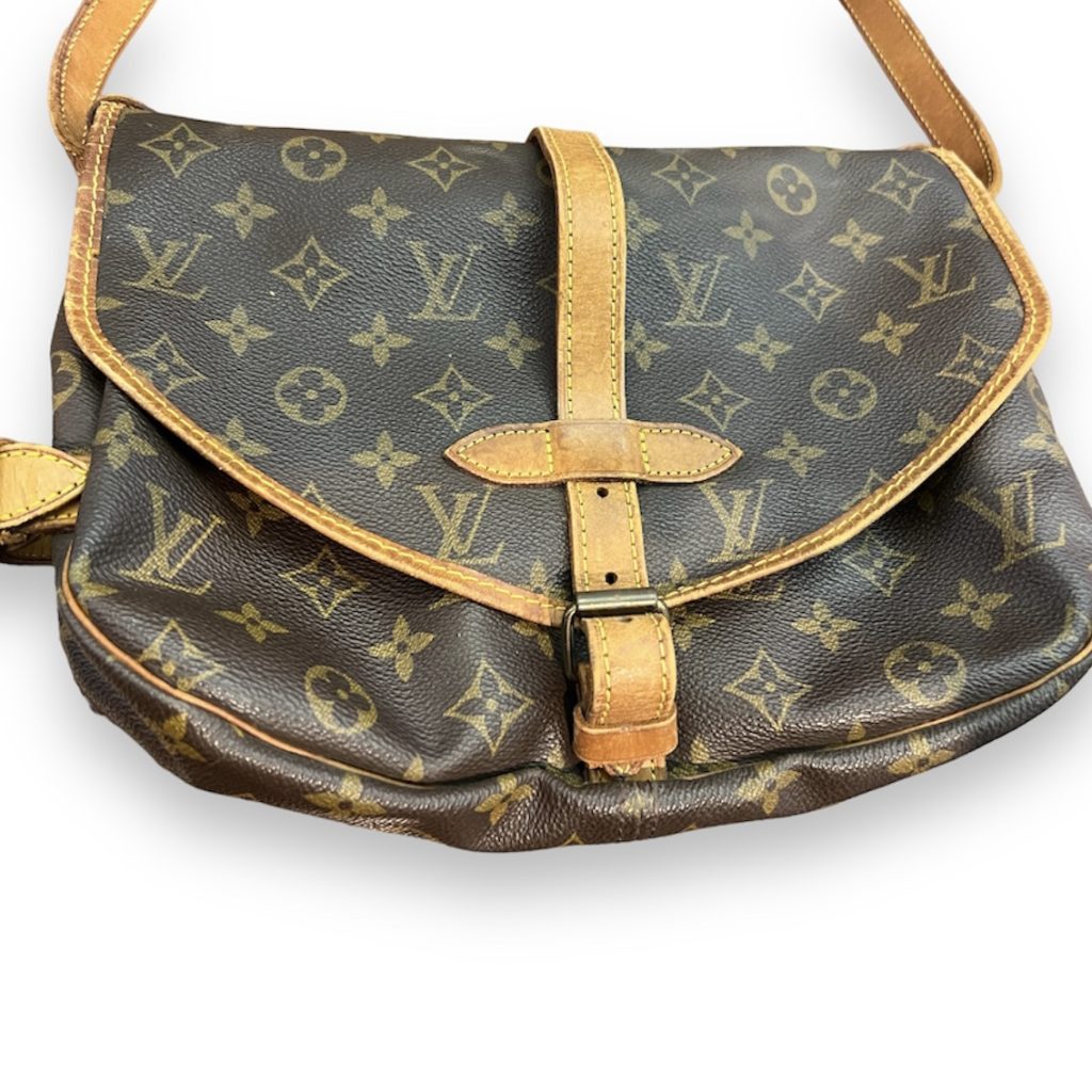 Louis Vuitton　モノグラム　ソミュール30