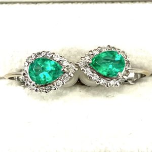 Pt900 エメラルド&メレダイヤ付きイヤリング
