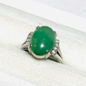 Pt900(プラチナ900) リング 石付き メレダイヤ 翡翠