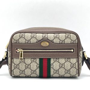 Gucci グッチ　GGスプリーム　ショルダーバッグ