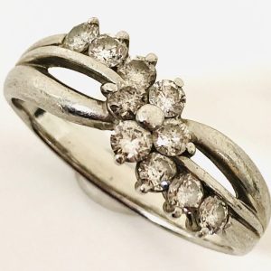 Pt900 メレダイヤ1ct付きリング