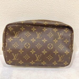 LOUIS VUITTON モノグラムトゥルース トワレット ポーチ