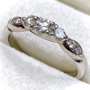 Pt900 メレダイヤリング