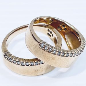 K18 18金 ピンクゴールド メレダイヤ付きリング