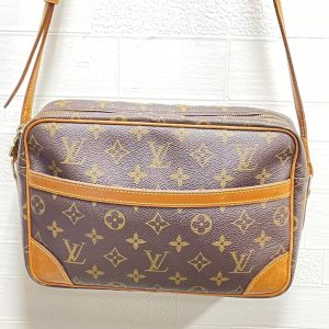 ルイヴィトン　LOUISVUITTON 　トロカデロ　モノグラム　ショルダーバッグ　