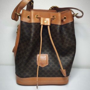 セリーヌバック