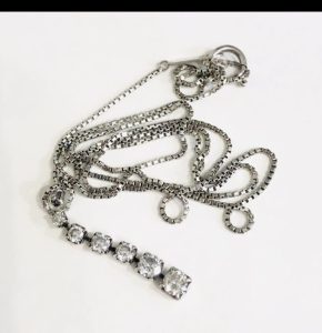 K18WG メレダイヤモンド0.64ct付き ネックレス