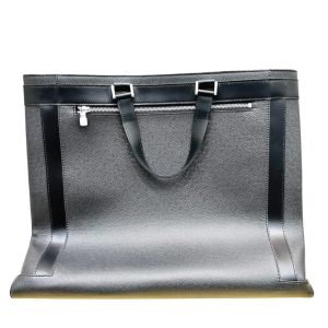 Louis Vuitton ルイヴィトン カスベック タイガ ビジネスバッグ