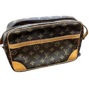 Louis Vuitton モノグラム トロカデロ