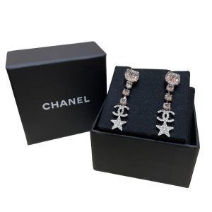 CHANEL　シルバーピアス