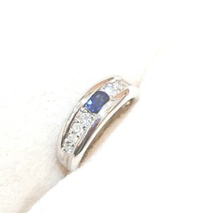 Pt900 サファイヤ メレダイヤ付き リング