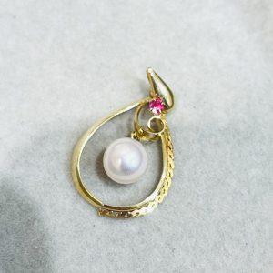 K18　18金　パール＆ルビー ペンダントトップ