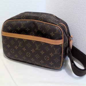 Louis Vuitton モノグラム リポーターPM M45254