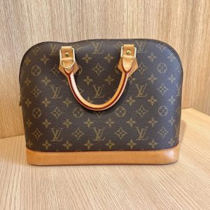 ルイヴィトン アルマ モノグラム バッグ