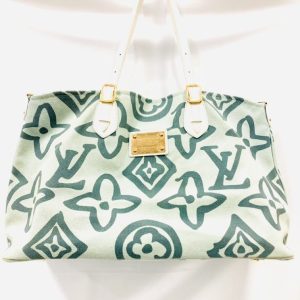 Louis Vuitton ルイヴィトン タイシエンヌ