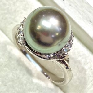 Pt900(プラチナ900) 黒蝶真珠 リング