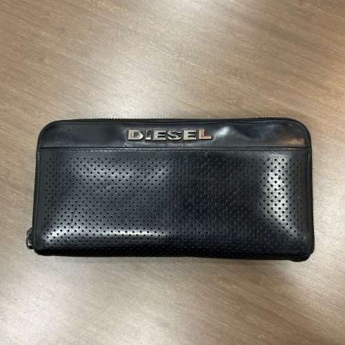 ディーゼル ラウンドファスナー長財布の買取実績 | 買取専門店さすがや 