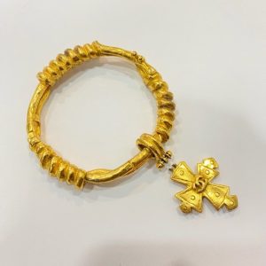 壊れたシャネルのブレスお買取致しました買取専門店さすがや立川南口店