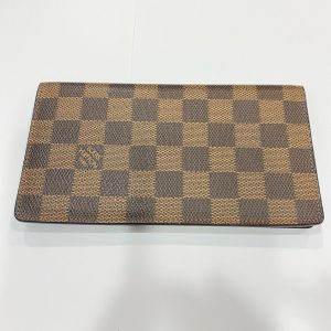 ヴィトンの札入れお買取致しました買取専門店さすがや立川南口店