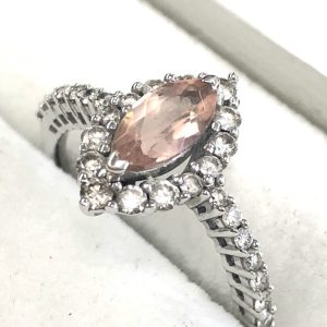 モルガナイト ホワイトゴールド リング K18WG｜前橋市前箱田町