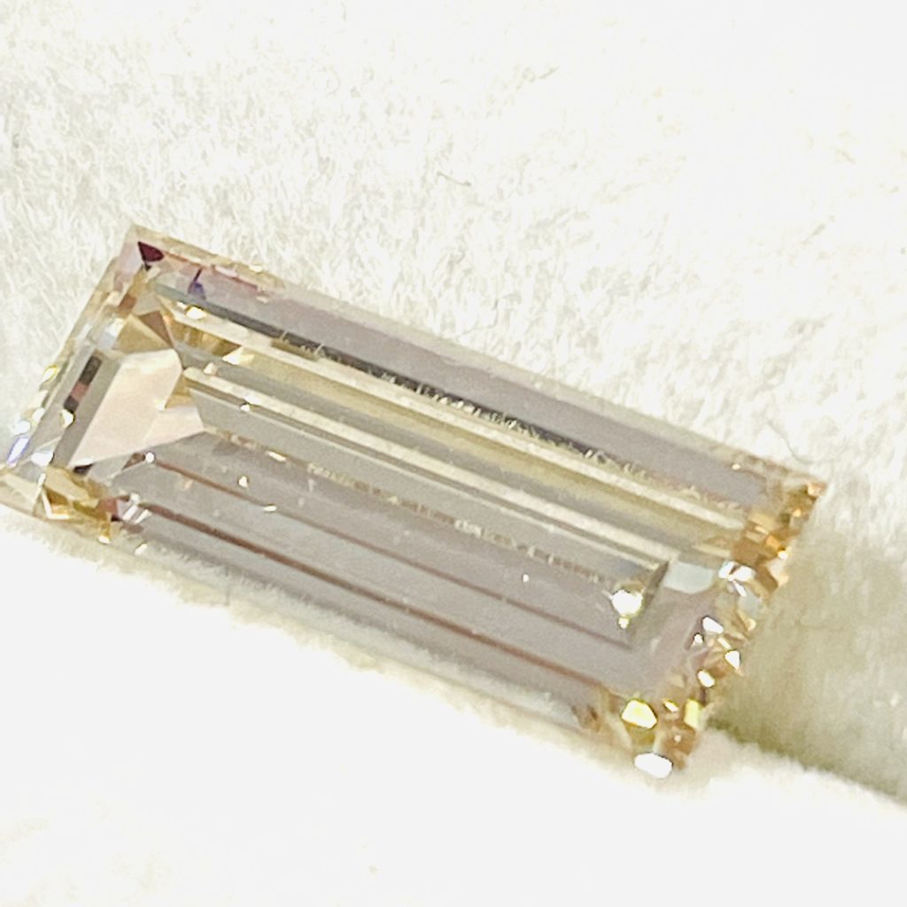 ダイヤモンドルース　2.391ct