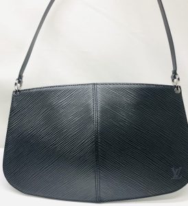 LOUIS VUITTON ルイヴィトン ポシェット・ドゥミリュンヌ