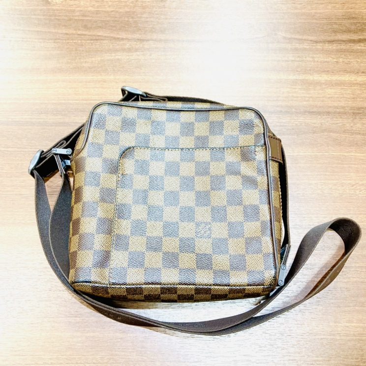 LOUIS VUITTON ダミエ オラフ