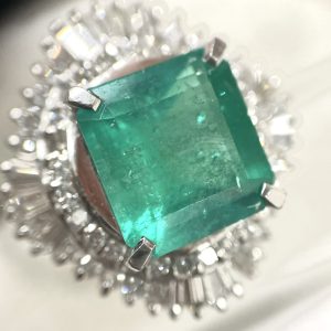 Pt900 エメラルド4.19ct D1.00ct リング 指輪