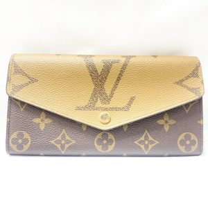 Louis Vuitton ルイヴィトン ジャイアント リバース ポルトフォイユ サラ 長財布