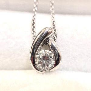 Pt850(プラチナ850) ダイヤモンド ネックレス