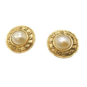 Chanel　シャネル　フェイクパール　イヤリング