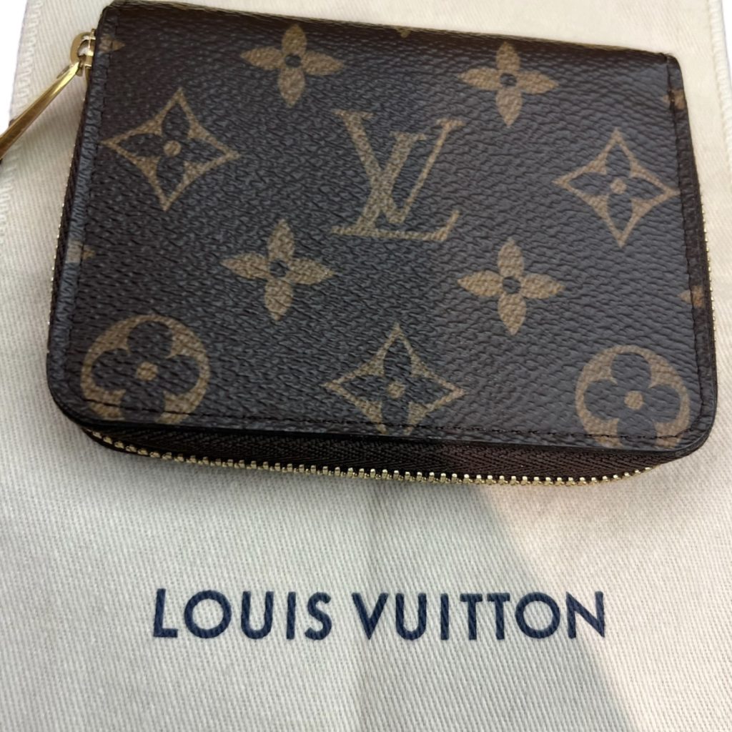 Louis Vuitton　モノグラム　ジッピーコインパース　