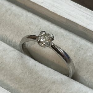 Pt850 ダイヤモンド プラチナ リング