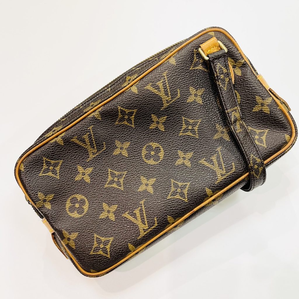 ルイヴィトン　LOUIS VUITTON モノグラム セカンドバッグ