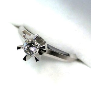 Pt900 ダイヤモンドリング