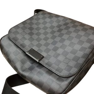 ルイヴィトン N41260 ダミエグラフィット ディストリクトPM