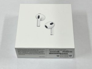 Apple AirPods　エアーポッズ　エアポッズ　第3世代